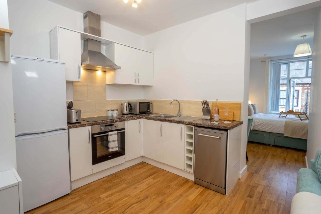 Vibrant City Centre - King Bed, Entire Apartment CBG Екстериор снимка